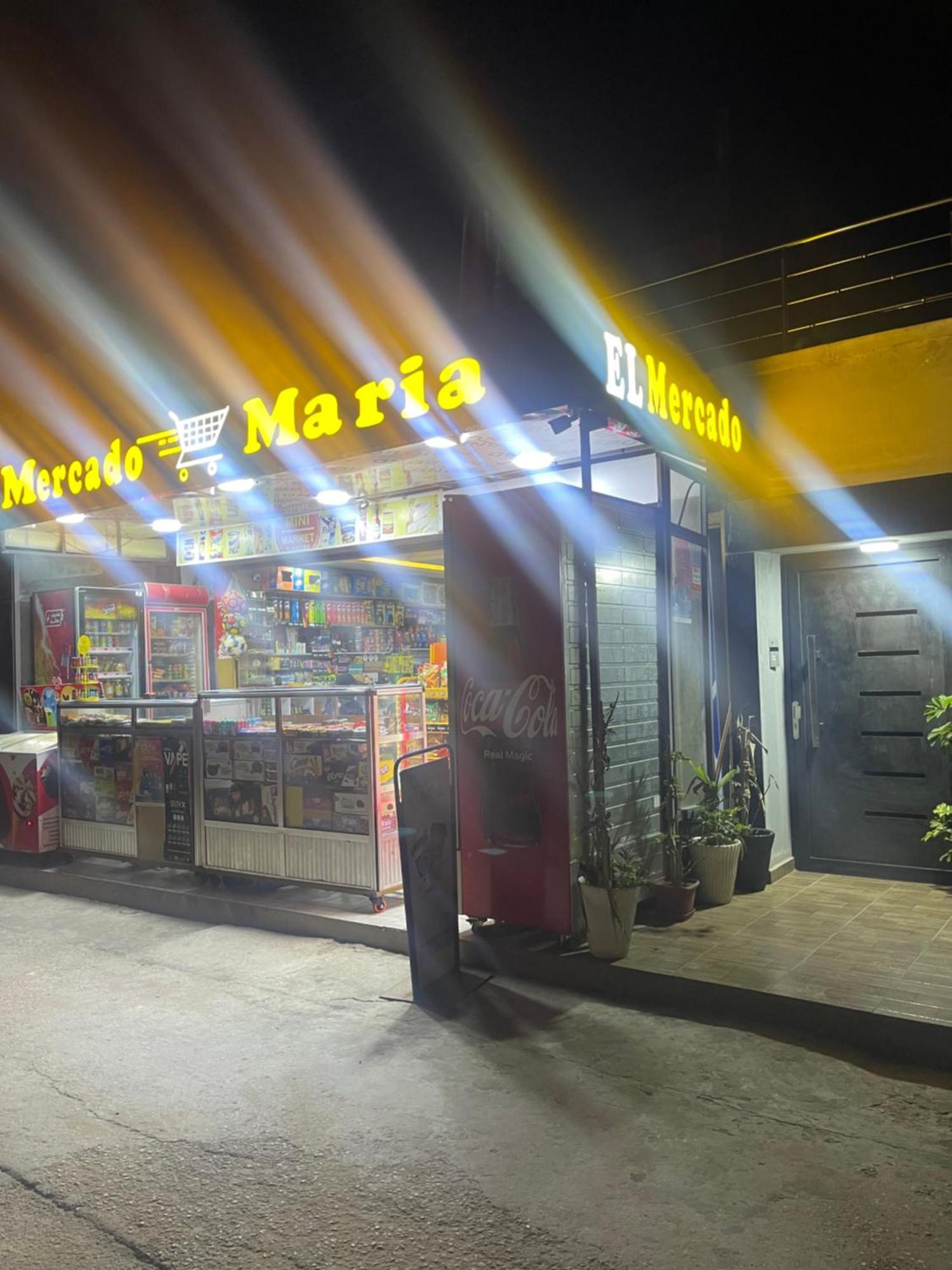 Chez Maria Apartment เกนิตรา ภายนอก รูปภาพ